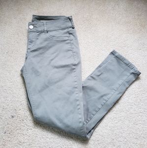 Maurices skinny fit pants light green size MR